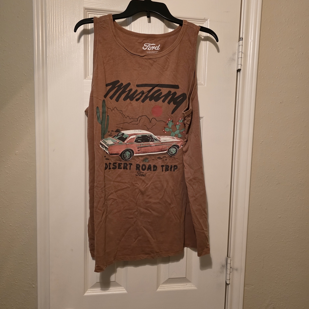 Torrid Brown Mustang Graphic Tank Top